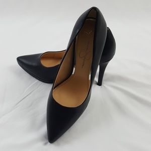 Jessica Simpson's Pointy Patent Heels